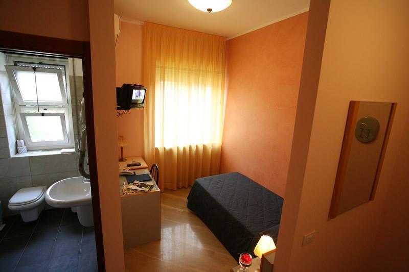 Hotel Fiera Congressi Milán Exteriér fotografie